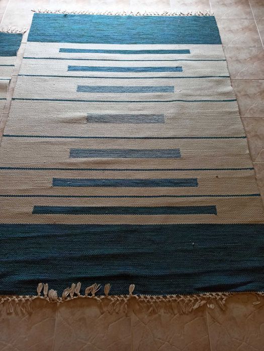 Tapetes de boa qualidade em bom estado