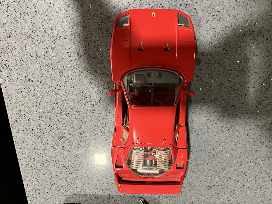 Vendo carro de coleção Ferrari