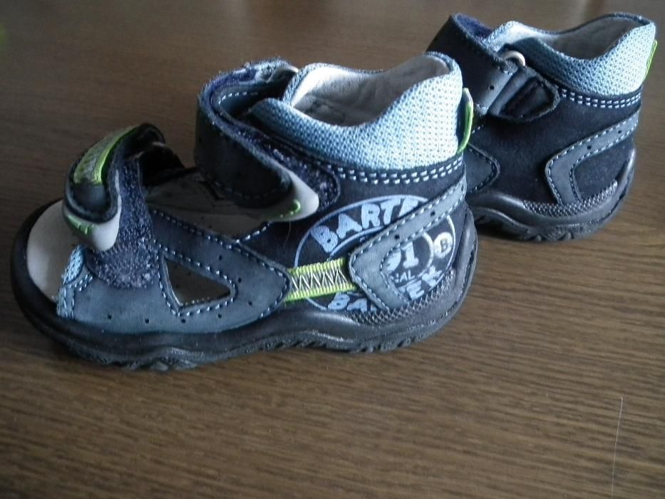 Sandałki chłopięce Bartek r20 jak nowe