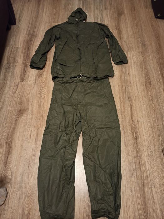 Sprzedam strój przeciwdeszczowy