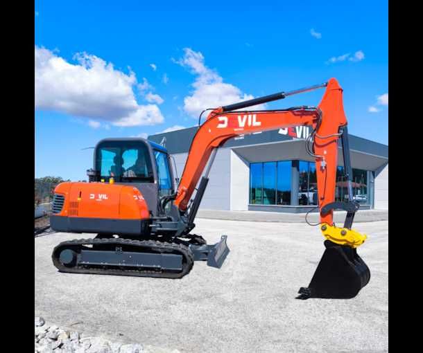Escavadora R360 6000 Kg c/ Motor Yanmar Nova!