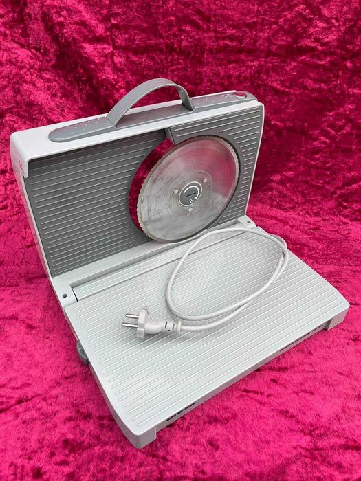 Ломтерезка UFESA HOME PROFESSIONAL FS30, Хлеборезка, ломтерезка