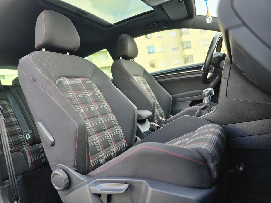 VOLKSWAGEN GOLF 7 GTI 2.0TSI 230CV PERFORMANCE "DSG" "FULL EXTRAS"