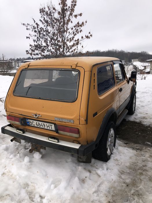 Продам ниву на повному ходу