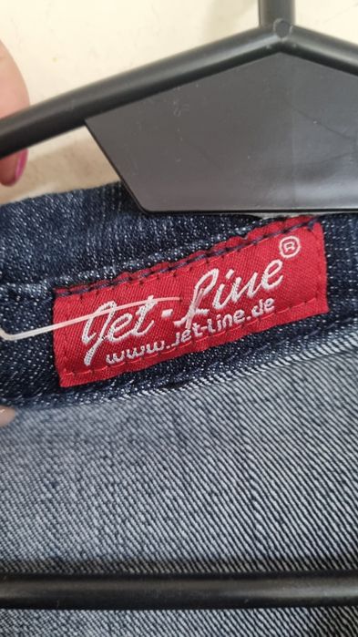 Jeansowa kurtka damska