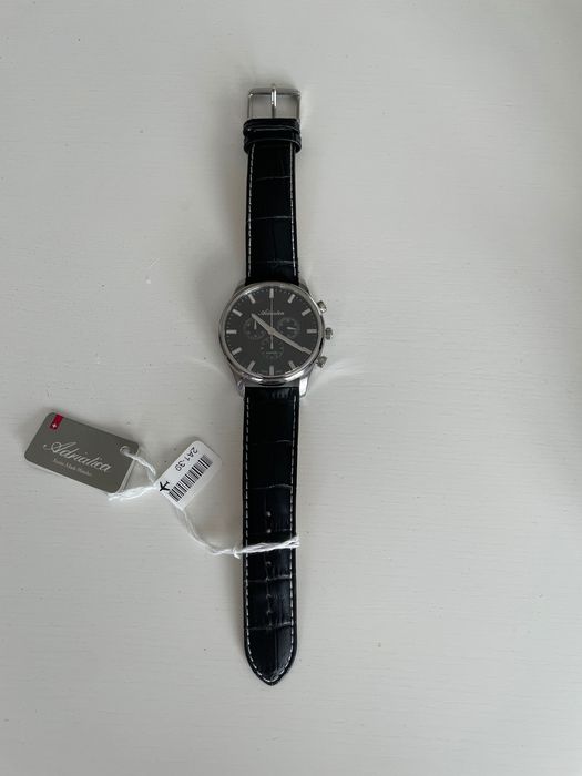 Zegarek Adriatica – elegancki klasyk