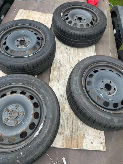 Komplet  kół  5x112 205/55 R16