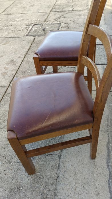 Cadeiras de madeira maciça