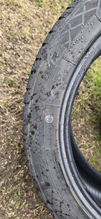 2 x Opony zimowe Bridgestone 6mm