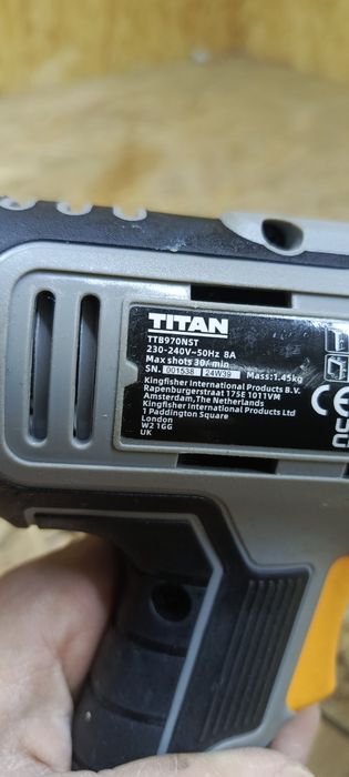 Taker gwoździarka titan zszywacz