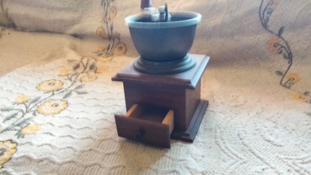 Moinho de café antigo