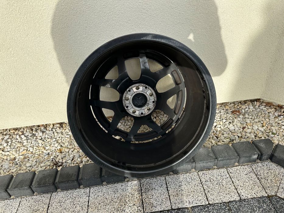 Felga 19 Mercedes E-klasa W213 AMG A213401  9JX19 ET49 Stan BDB