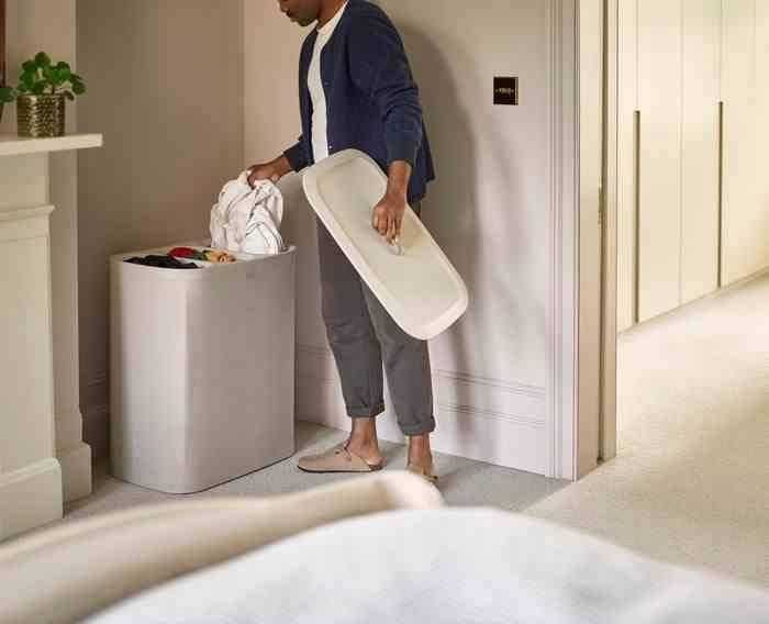 Kosz wolnostojący na pranie Joseph Joseph 90l beżowy