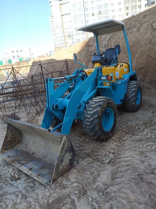 Фронтальный погрузчик Furukawa