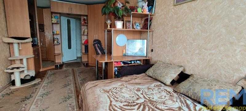 Продам  велику квартиру з ремонтом!