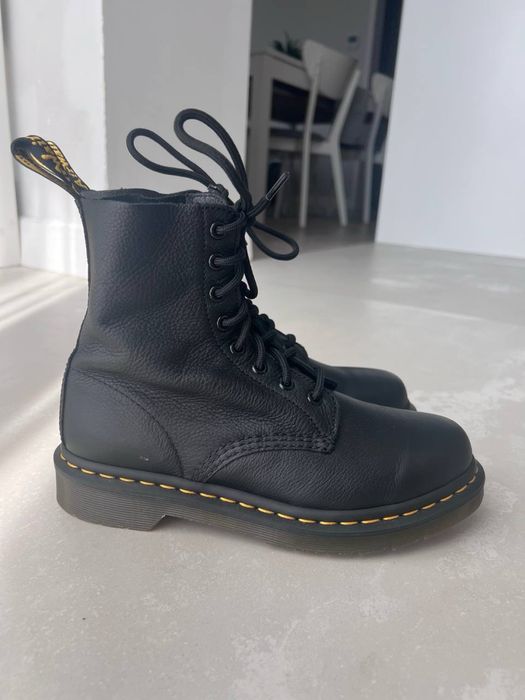 Оригінальні чобітки Dr. Martens