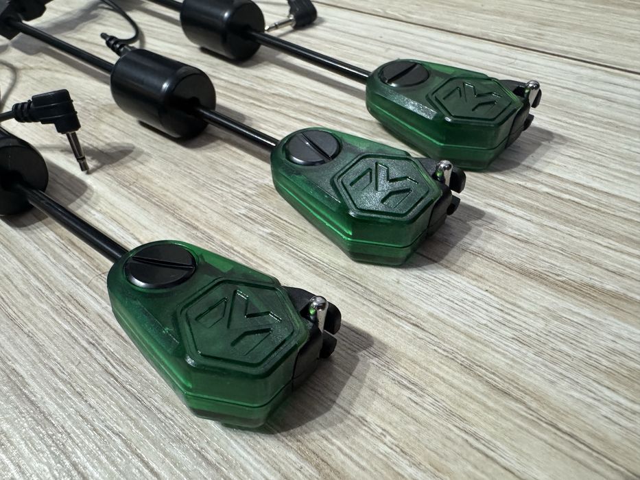 Swingery Mivardi MCX77 plus pokrowiec Nash