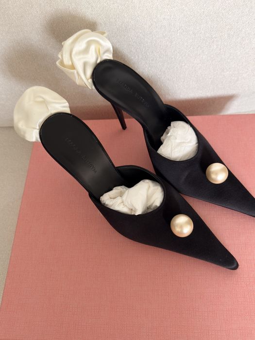 Magda Butrym Pearl Rose Mules | rozm. 40 | Nowe | komplet
