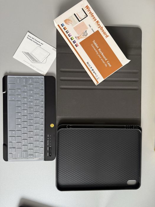 Etui z klawiaturą iPad 10 NOWE