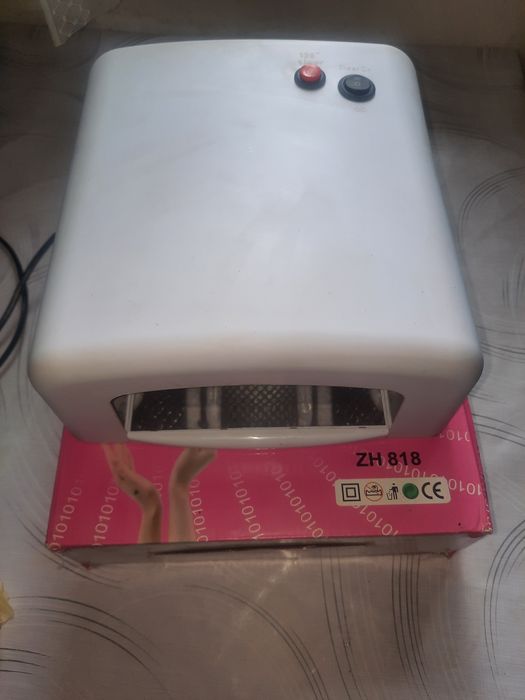 Уф лампа для маникюра б/у