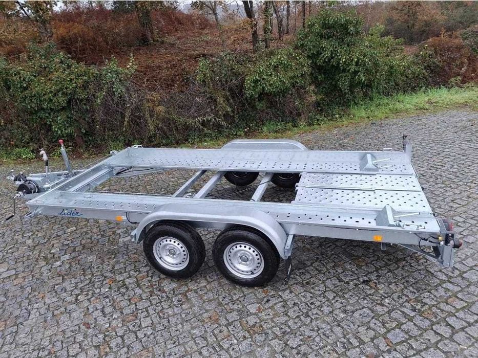 Atrelados / Reboques Porta Carros 1300kg a 2700kg NOVOS