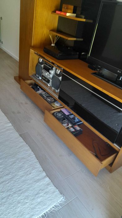 Estante de sala/TV + mesa de centro