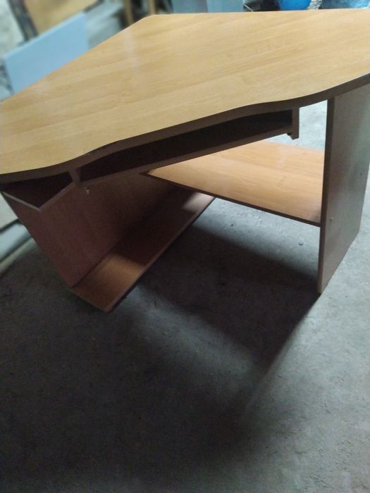 Biurko narożne solidne