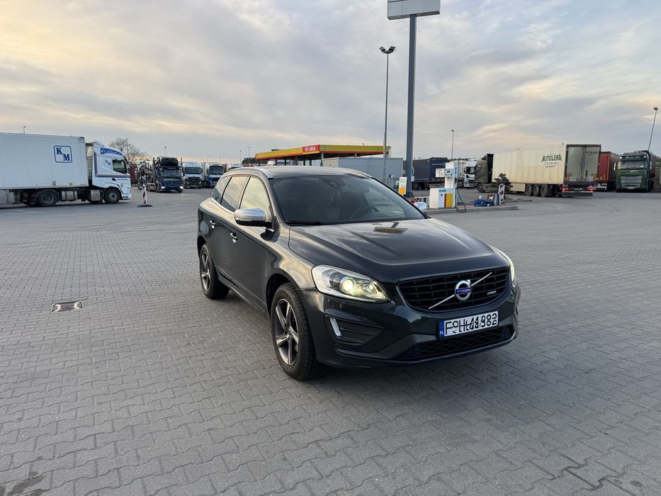 Volvo XC60 R-Design
