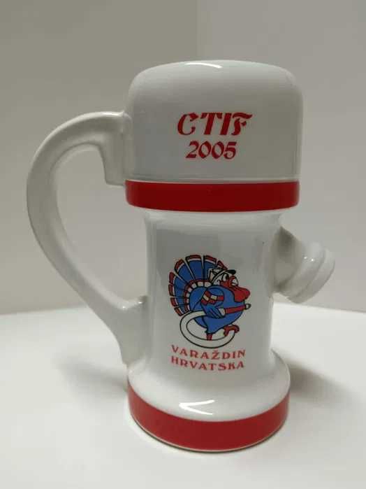 Caneca de colecção alusiva a Bombeiros
