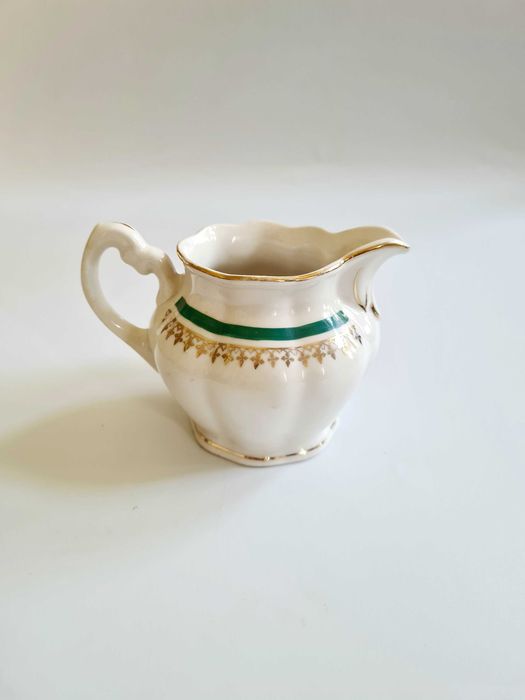Chodzież porcelanowy, mały uroczy mlecznik, stara sygnatura