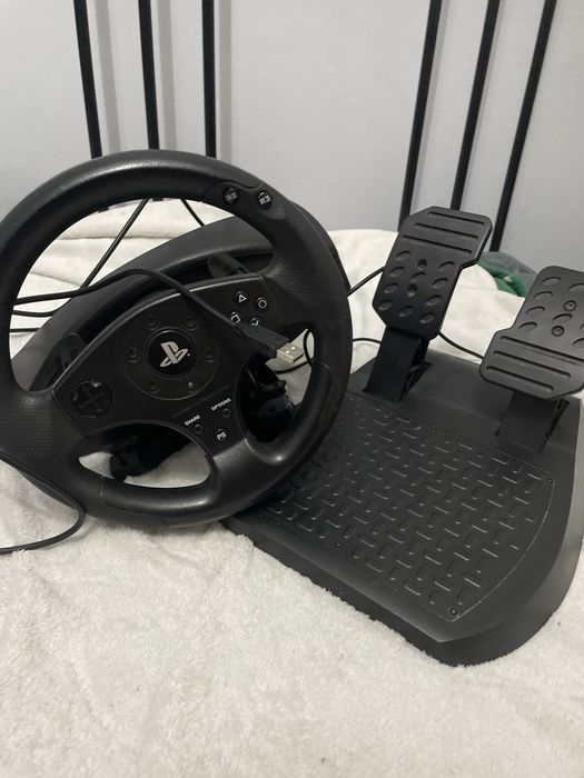 Voalante e pedais thrustmaster t80