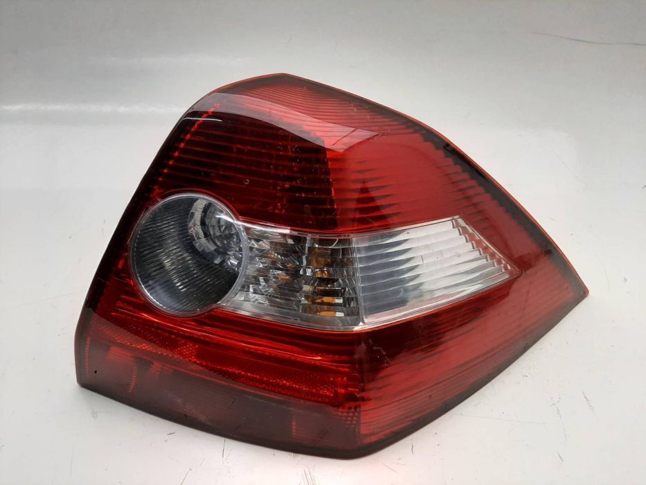 farolim traseiro direito renault megane