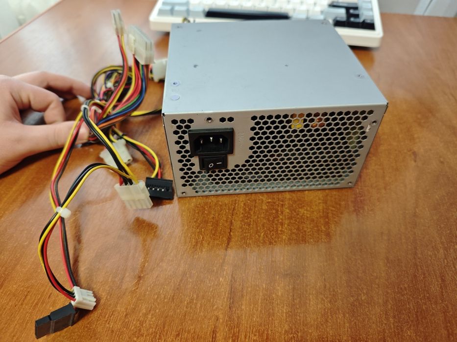 Блок живлення FSP ATX400N