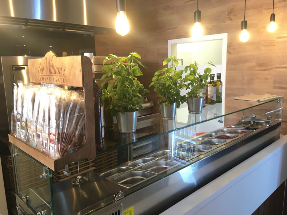 Sprzedam odstąpię gotowy lokal gastronomiczny pizzerie