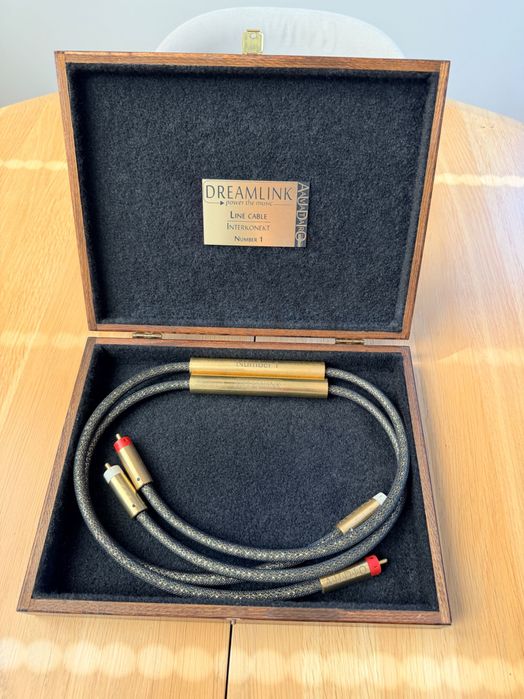 Interkonekt DREAMLINK Number 1