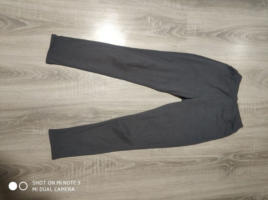 Одяг на дівчинку 5-6 років