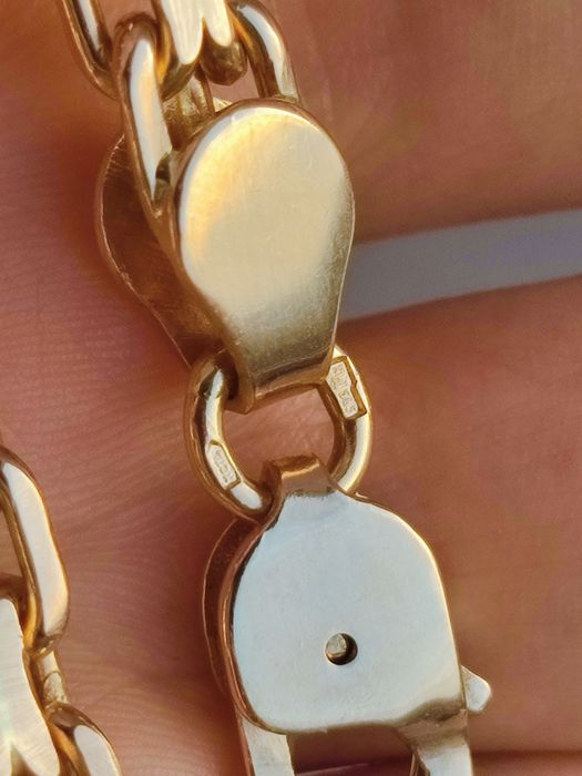 Отличная Золотая Цепь в Новом Состоянии - Достойный Вид !