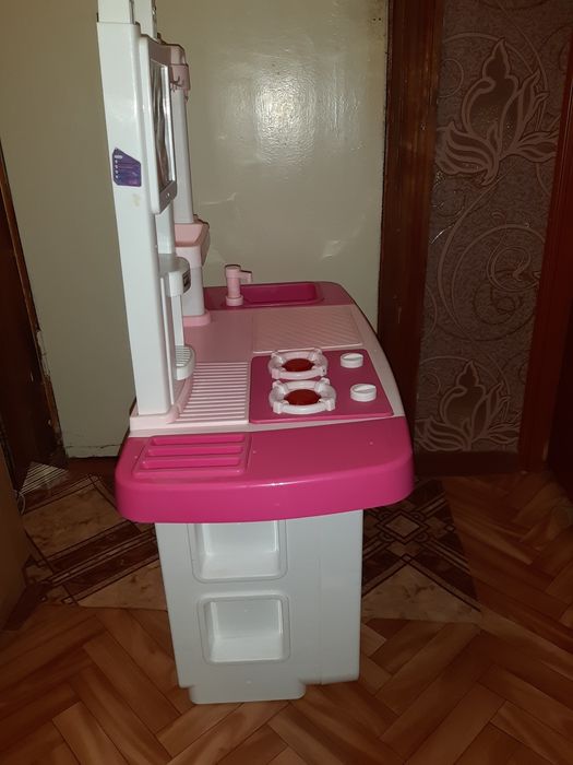 Продам интерактивная Детская игровая Кухня б/у