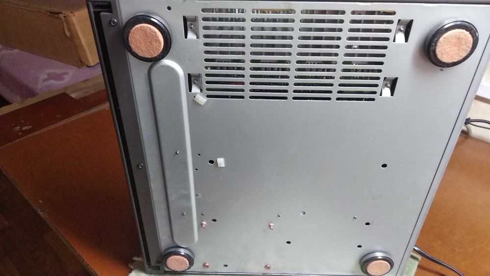 Підсилювач Luxman A-008 з ЦАПом