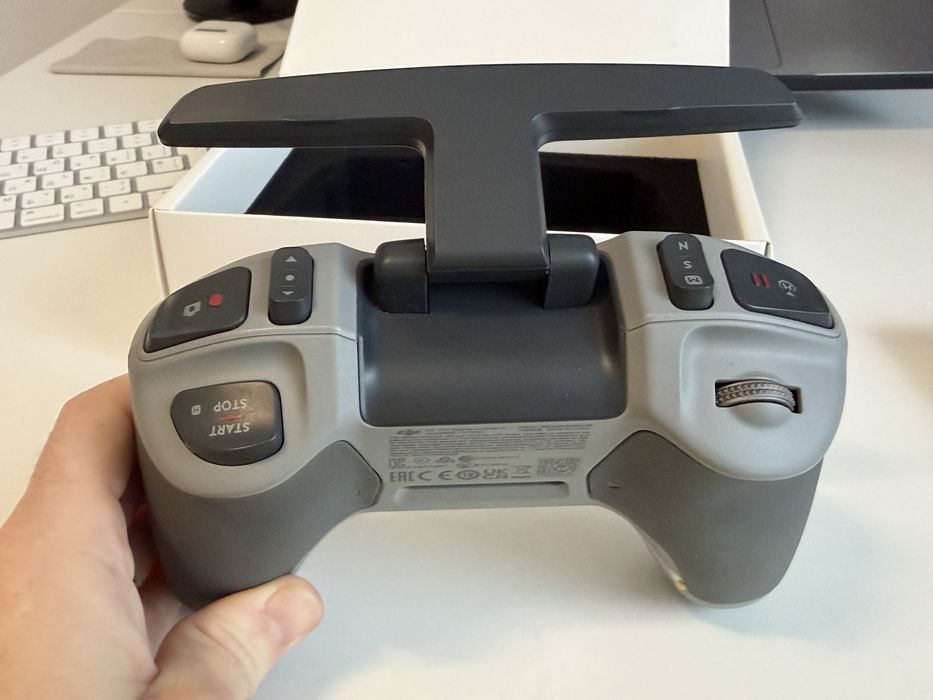 DJI FPV Remote Controller 2 (practycznie nowy)