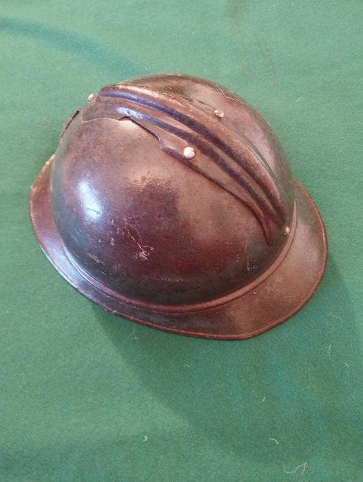 Capacete Adrian 1915, 2º modelo de infantaria