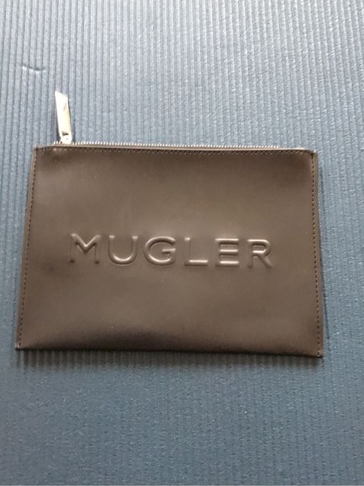 Nowa kosmetyczka Thierry Mugler