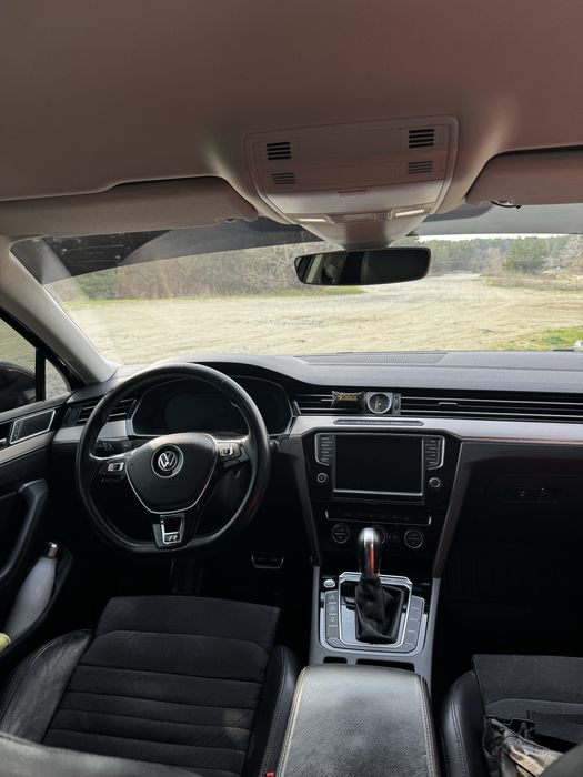 Volkswagen Passat 2.0 BiTDI 4motion R-Line