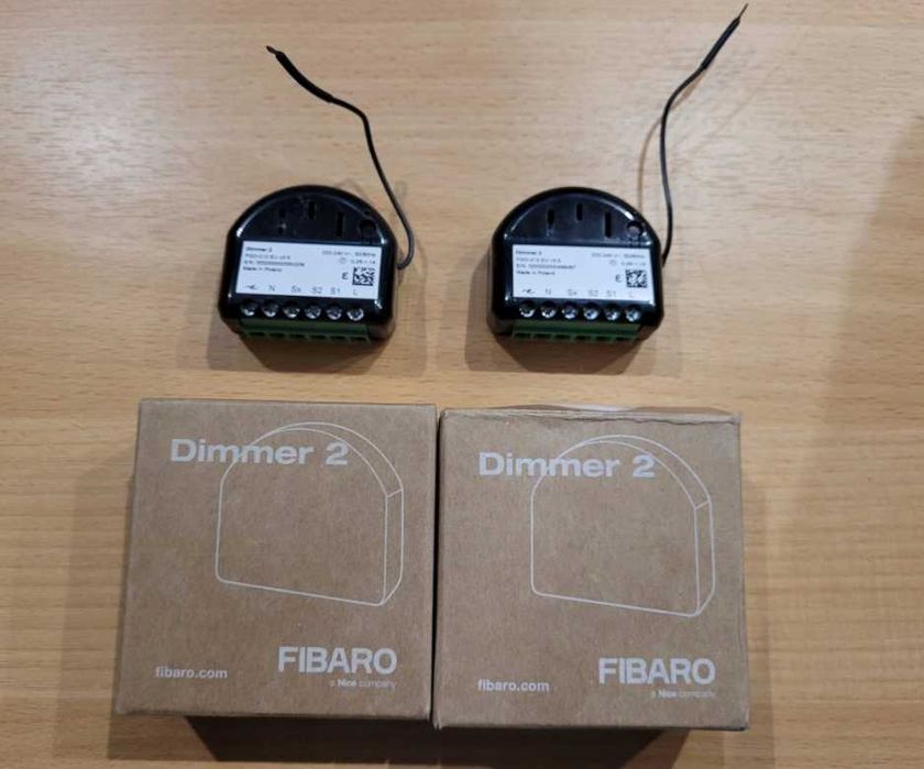 Fibaro Dimmer 2 - sterownik oświetlenia FGD-212