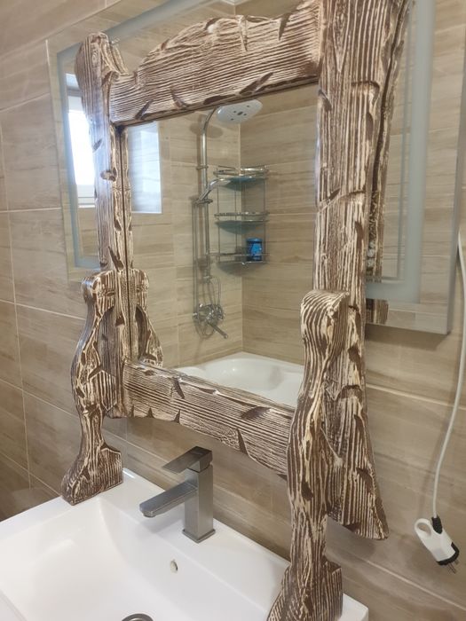 Продам дерев'яне дзеркало
