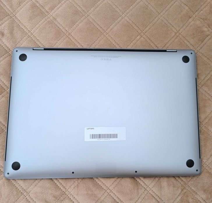 MacBook Pro 16" 2019 i7 / 16GB / 512GB / Ідеальний стан / 195 циклів