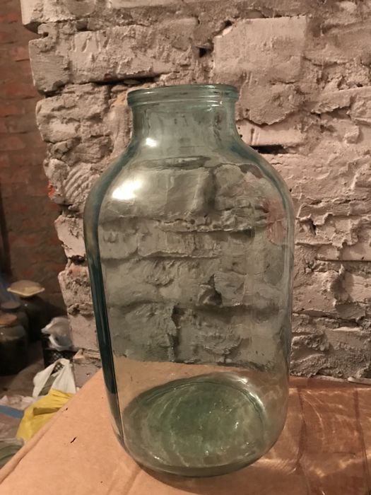 Банка 4 х літрові