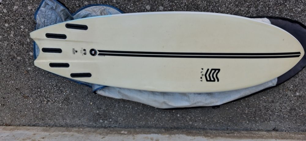 Surfboards flowt magnet fish 6'0 38l