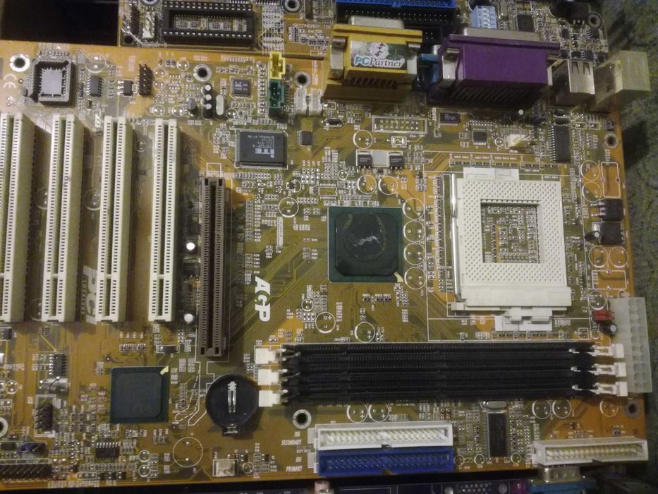 неробочі материнські плати для ПК