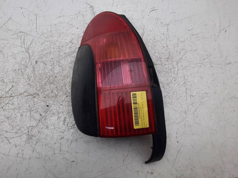 farolim traseiro esquerdo peugeot 306